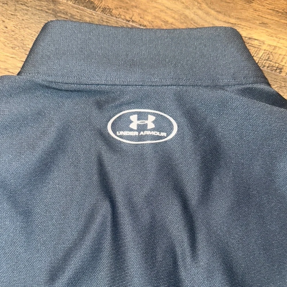 Under Armour Two-Tone Pullover Boys Grey 3/4 Zip Pullover Shirt Size M
